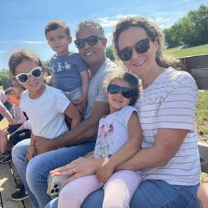 Meet your Posher, Sam